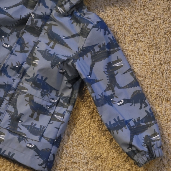 5T Boys Old Navy Dinosaurs Rain Coat Jacket Slicker Nice! - Picture 4 of 7